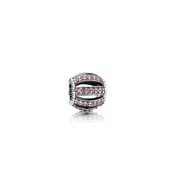 Lyserd pav&eacute; tnde, charm