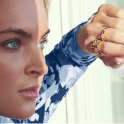 Ring Belluno - 18 karat forgyldt, med multifarvede zirkoner