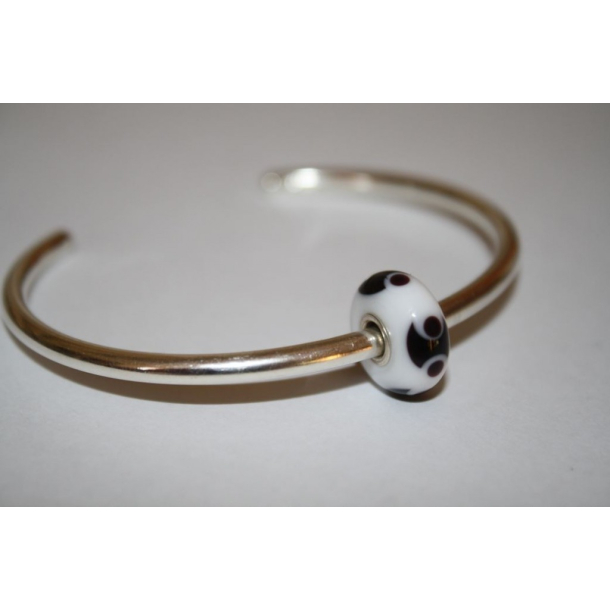 unika charm_89