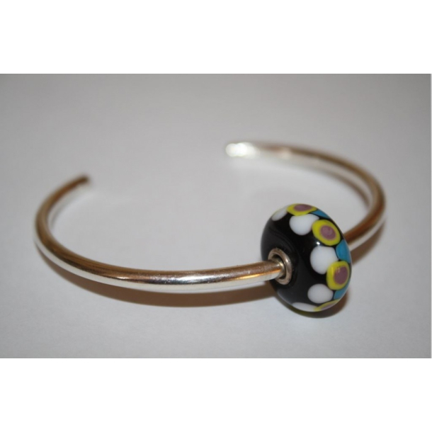 unika charm_94